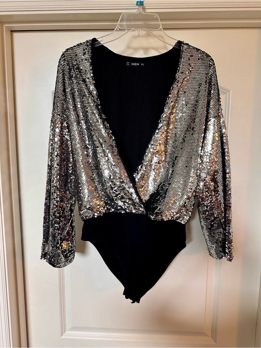 SHEIN - Silver Sequin Long Sleeve Bodysuit - Great condition!